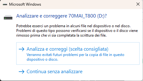 Windows propone «Analizza e correggi» per la microSD della dashcam segnata come danneggiata